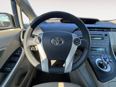 Used 2011 Toyota Prius Two image 12