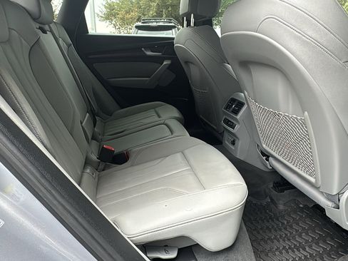 Used 2022 Audi Q5 2.0T Premium w/ Convenience Package image 26