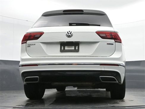 Used 2020 Volkswagen Tiguan SEL Premium R-Line image 13