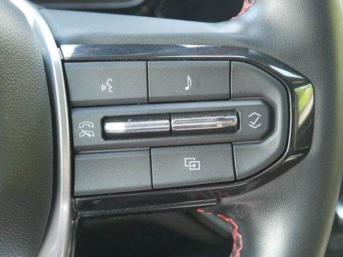 Used 2023 Chevrolet Colorado Z71 w/ Z71 Convenience Package 2 AWD/4WD image 28
