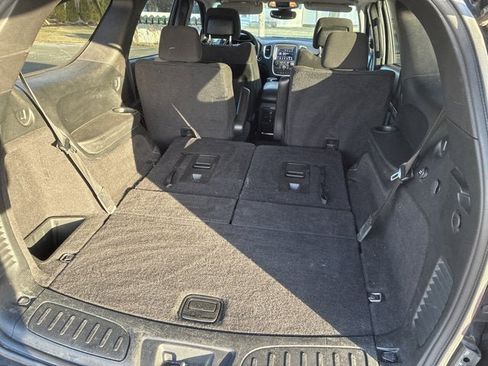Used 2019 Dodge Durango SXT image 15