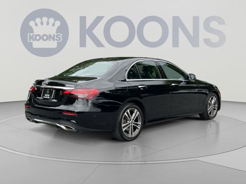 Used 2021 Mercedes-Benz E 350 4MATIC Sedan image 11
