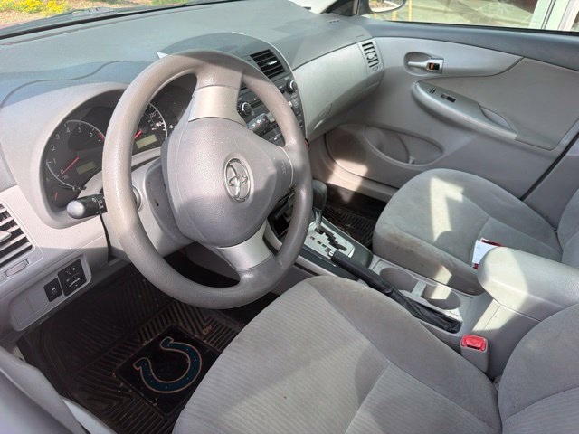 Used 2010 Toyota Corolla LE w/ All Weather Guard Pkg FWD image 18