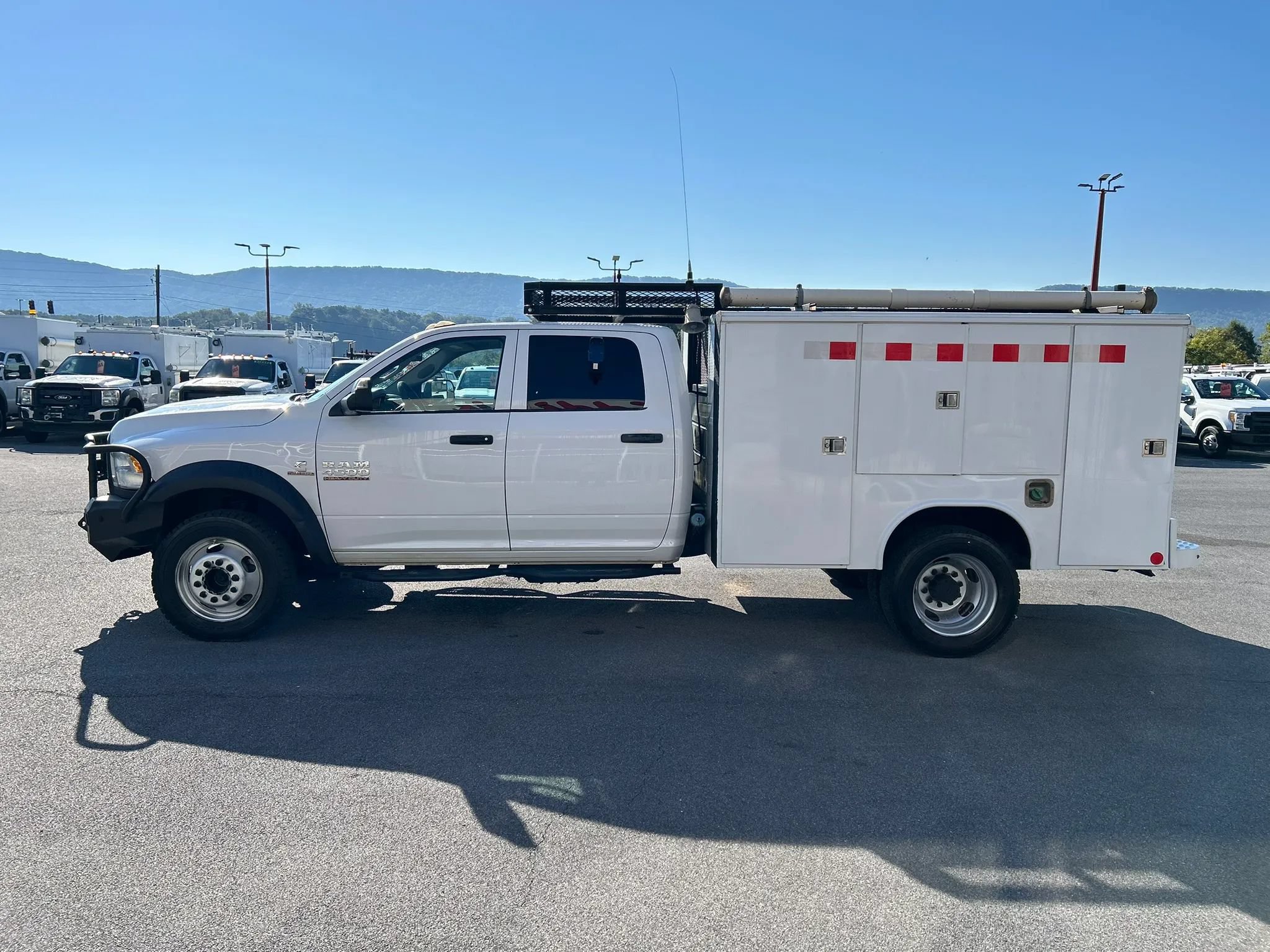 Used 2017 RAM 4500 Tradesman AWD/4WD image 3
