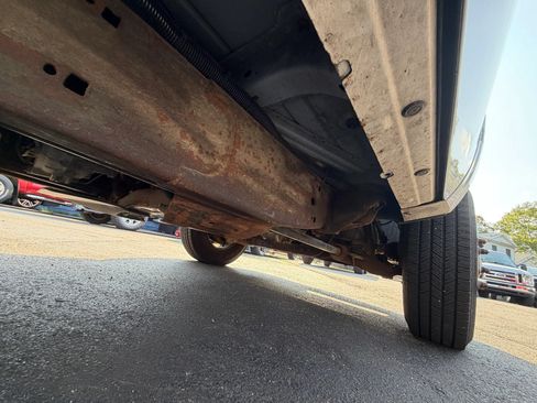 Used 2011 Chevrolet Silverado 3500 W/T AWD/4WD image 20