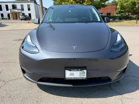 Used 2023 Tesla Model Y Long Range AWD/4WD image 10