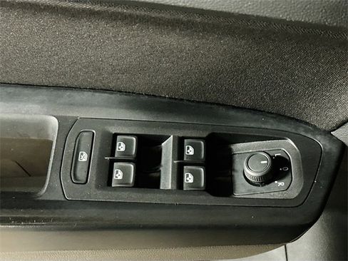 Used 2021 Volkswagen Atlas S image 17