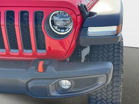 Used 2022 Jeep Gladiator Mojave w/ LED Lighting Group AWD/4WD image 10