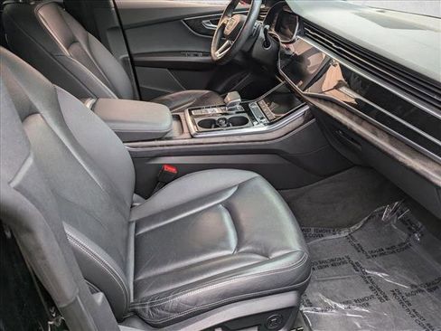 Used 2021 Audi Q8 Premium Plus w/ Premium Plus Package image 23