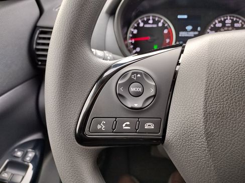 New 2026 Mitsubishi Eclipse Cross LE image 24