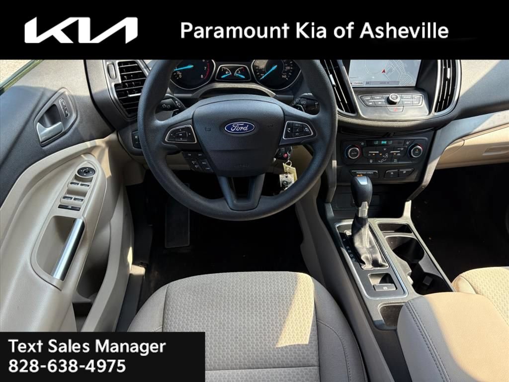 Used 2017 Ford Escape SE w/ Equipment Group 201A AWD/4WD image 22
