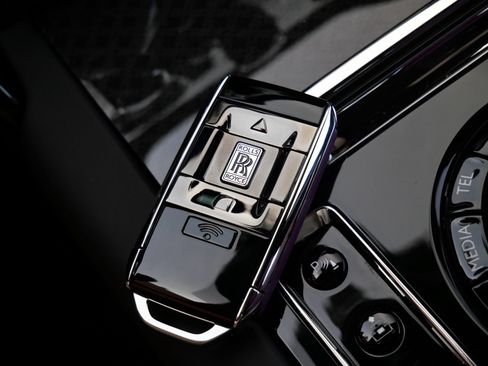 New 2027 Rolls-Royce Cullinan Black Badge AWD/4WD image 35