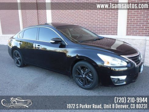 Used 2015 Nissan Altima 2.5 SL w/ Moonroof Package image 2