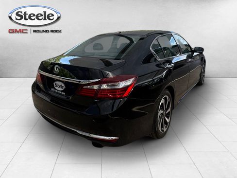 Used 2017 Honda Accord EX-L image 5
