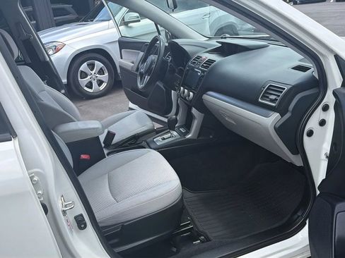 Used 2017 Subaru Forester 2.5i Premium AWD/4WD image 14