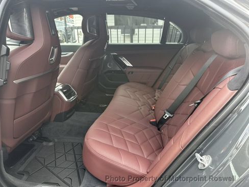Used 2024 BMW 760i xDrive w/ Executive Package AWD/4WD image 22