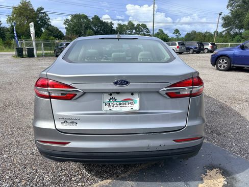 Used 2020 Ford Fusion S FWD image 4