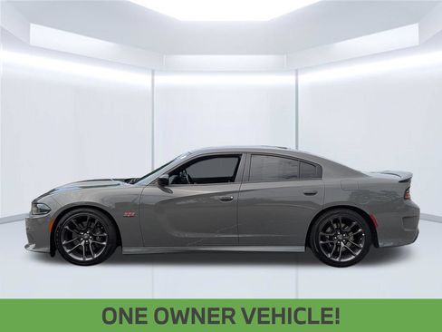 Used 2023 Dodge Charger Scat Pack w/ Plus Group RWD image 2