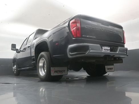 Used 2024 Chevrolet Silverado 3500 LTZ w/ LTZ Plus Package AWD/4WD image 42