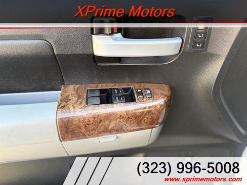 Used 2012 Toyota Tundra Limited w/ Platinum Pkg AWD/4WD image 13