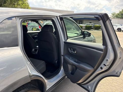 Used 2023 Honda HR-V Sport image 30