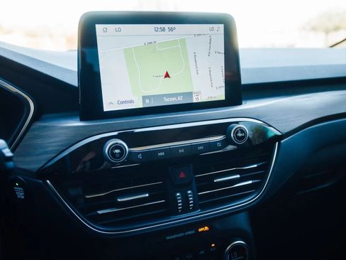 Used 2020 Ford Escape Titanium w/ Titanium Premium Package 2.0 image 20