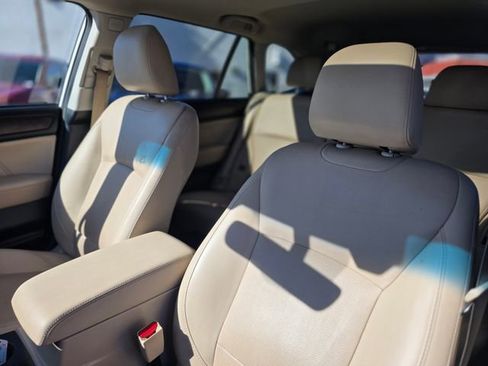 Used 2019 Subaru Outback 3.6R Limited image 17
