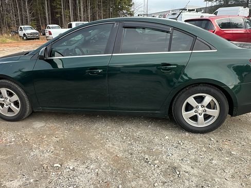 Used 2014 Chevrolet Cruze LT image 11