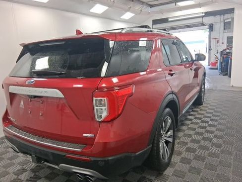 Used 2020 Ford Explorer Platinum w/ Premium Technology Package AWD/4WD image 6