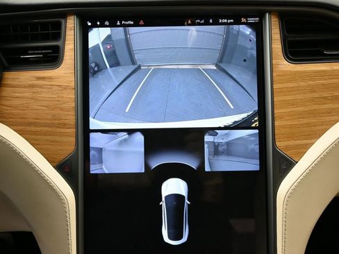 Used 2020 Tesla Model S Long Range Plus image 23