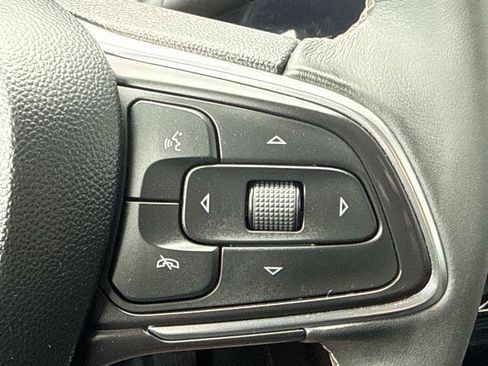 Used 2023 Buick Encore GX Preferred w/ Cold Weather Comfort Package FWD image 13