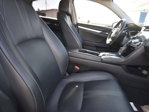 Used 2018 Honda Civic EX-L image 10