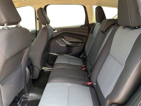 Used 2018 Ford Escape SE FWD image 11