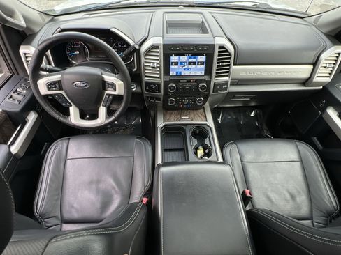 Used 2017 Ford F250 Lariat w/ Lariat Ultimate Package image 21