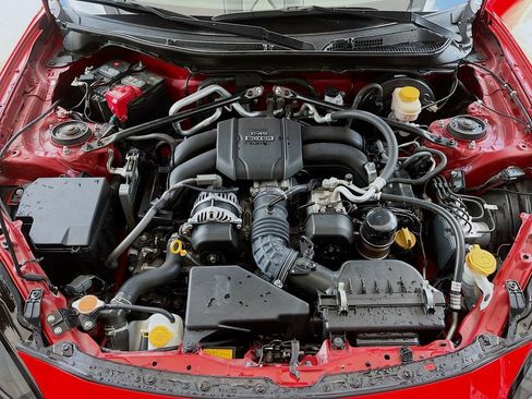 Used 2022 Toyota GR86 Premium RWD image 28