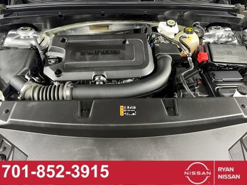 Used 2023 Buick Envision Essence image 13