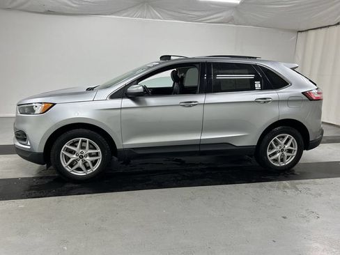 Used 2024 Ford Edge SEL w/ Convenience Package AWD/4WD image 6