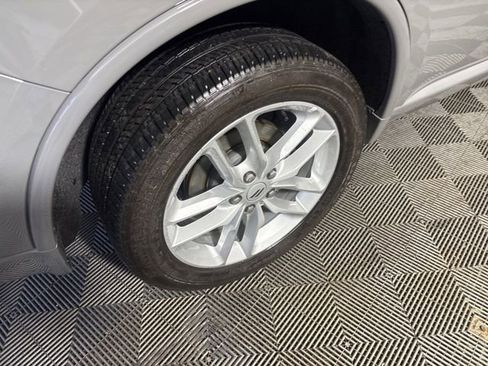 Used 2025 Dodge Durango GT AWD/4WD image 7