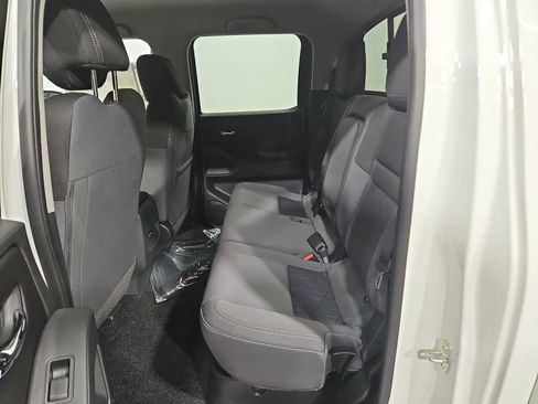 New 2026 Nissan Frontier SV w/ Tow Package image 24