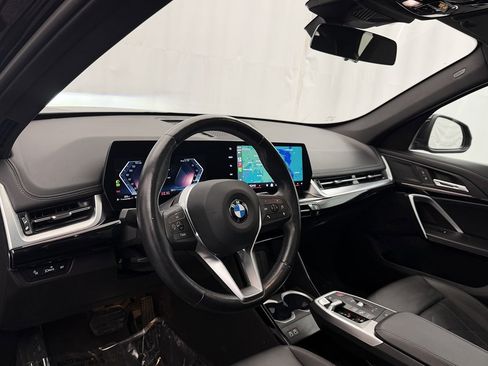 Used 2025 BMW X1 xDrive28i image 7