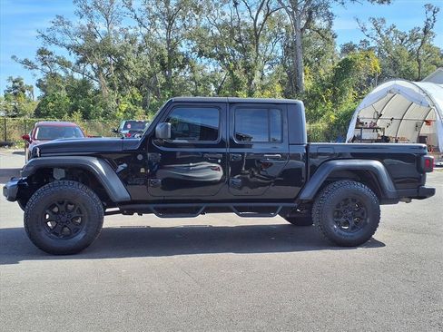 Used 2020 Jeep Gladiator Sport w/ Quick Order Package 24S image 4