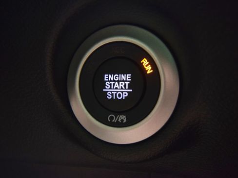 New 2027 Chrysler Pacifica Select FWD image 22
