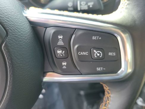 Used 2022 Jeep Gladiator Overland image 28