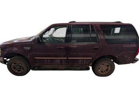 Used 2001 Ford Expedition XLT AWD/4WD image 2
