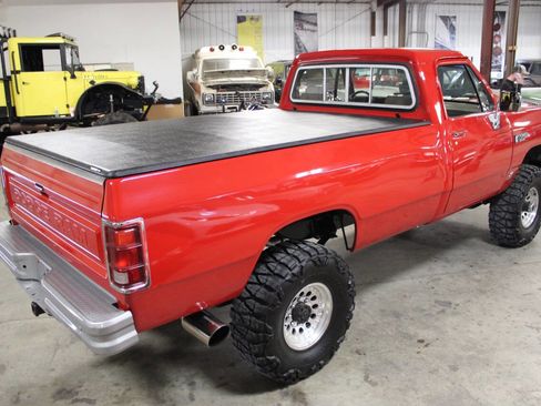 Used 1993 Dodge D/W Truck 250 image 18