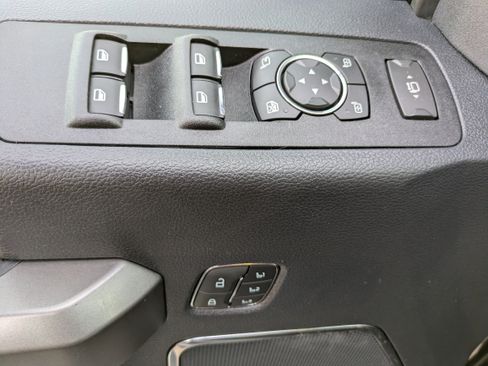 Used 2022 Ford F250 Platinum image 17