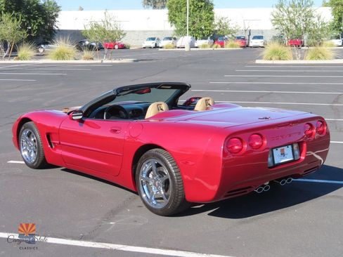 Used 2004 Chevrolet Corvette Convertible w/ Preferred Equipment Group image 11