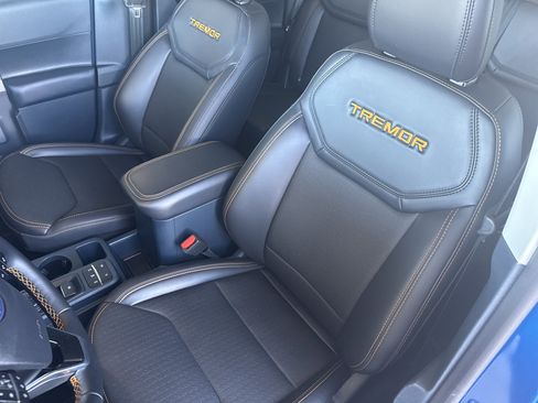 Used 2025 Ford Maverick Tremor image 18