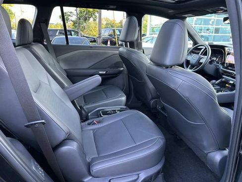 Used 2026 Lexus TX 350 AWD w/ Technology Package image 13
