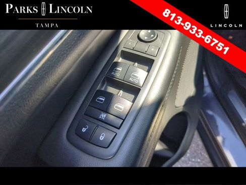 Used 2019 Jeep Grand Cherokee Limited w/ Luxury Group II AWD/4WD image 17